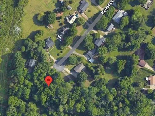 2754 Bethel Ct, Winston Salem, NC 27127