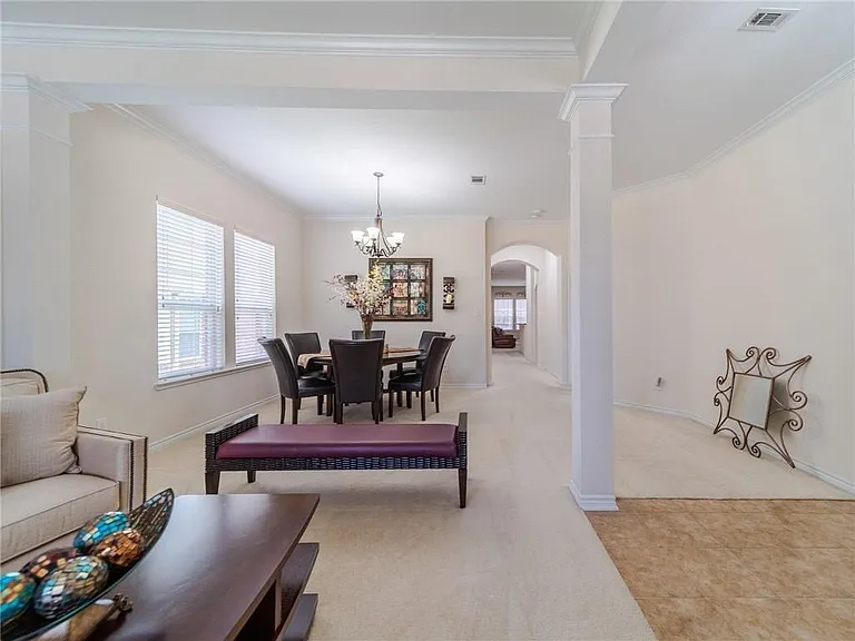 8574 Robertson Dr — Photo 3