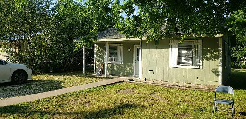 2 bed, 960 sqft, $1,150 — Photo 3