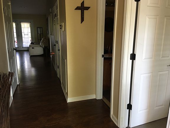 2nd image of 3750 Tilbury Way