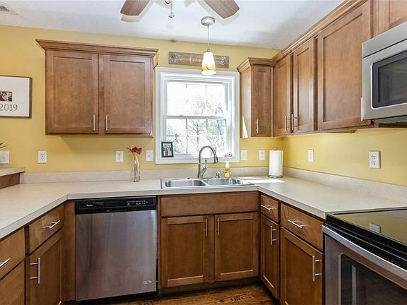 4th image of 8505 W 55th Ter