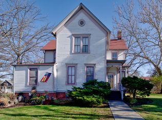 745 Chestnut St APT 1, Deerfield, IL 60015