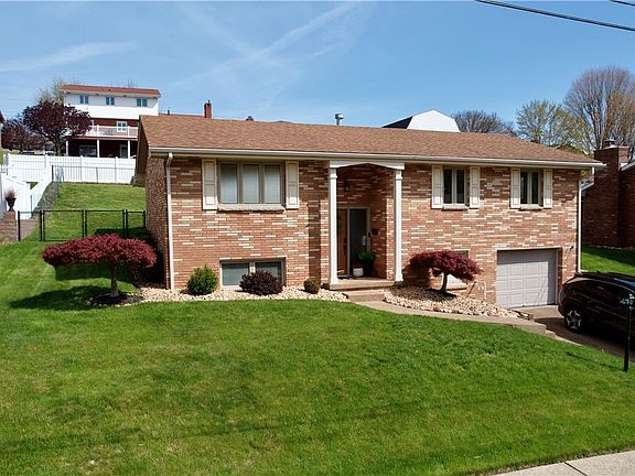 5th image of 229 S Circle Dr