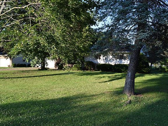 2nd image of 11398 Runnells Dr