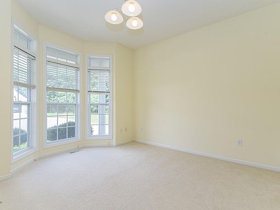 2nd image of 572 Equestrian Dr