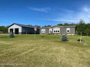 21075 Westwood Dr, Clitherall, MN 56524