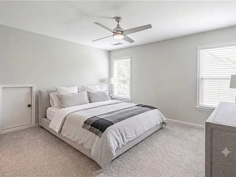 3913 Lost Oak Dr — Photo 15