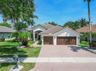 6882 NW 108th Ave, Parkland, FL 33076
