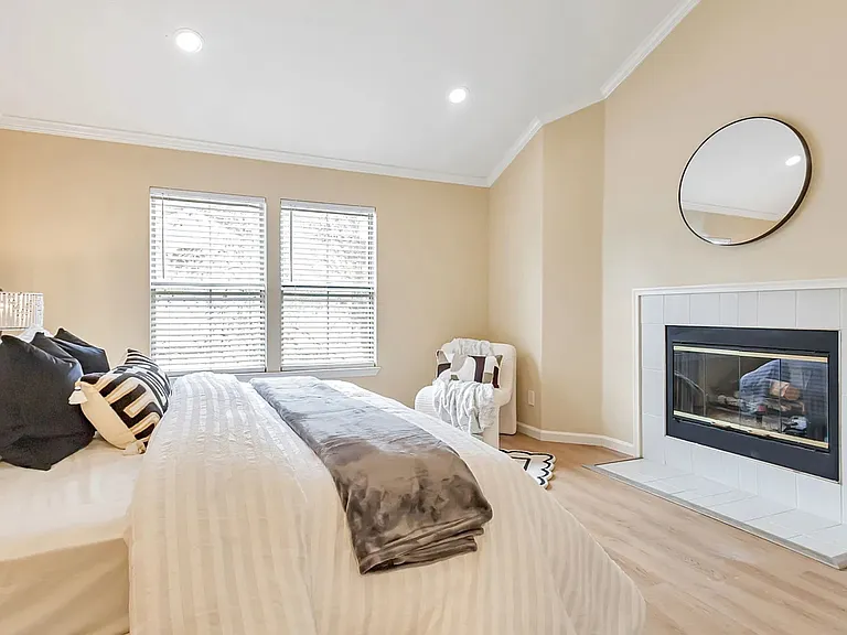 415 Camille Cir #14 — Photo 13