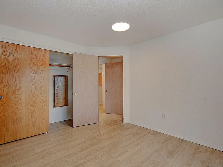8601 NE 21st St #D — Photo 13
