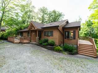 537 S Shore Rd, Gloversville, NY 12078