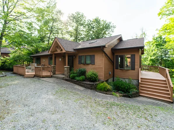 537 S Shore Road, Johnstown, NY 12078