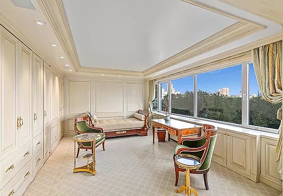 3rd image of 24 Central Park S #11E