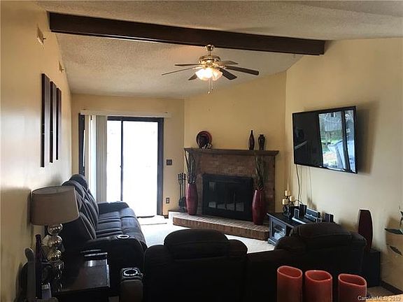 4th image of 6234 Blue Jay Ln