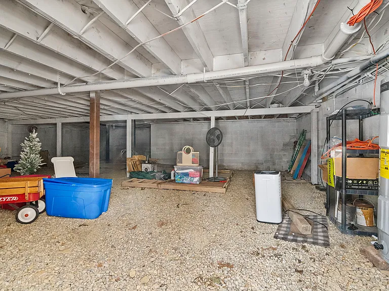 410 Apple Hill Dr N — Photo 21