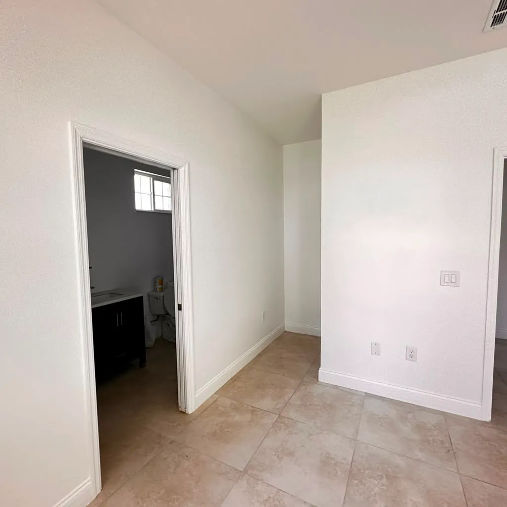 3 bed, 2107 sqft, $2,800 — Photo 4