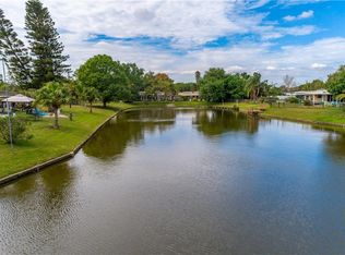 4844 Lake Charles Dr N, Kenneth City, FL 33709