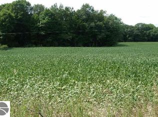 3501 N Bollinger Rd, Vestaburg, MI 48891