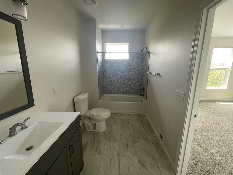 357 Volkert Ave — Photo 5