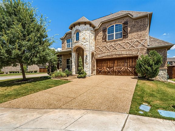 2nd image of 3712 Juniper Ct