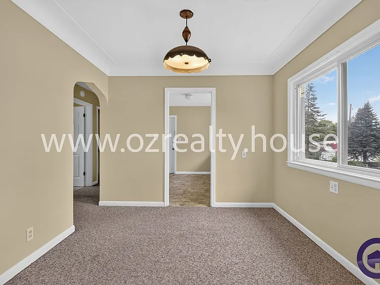 1630 Eleanor Ave — Photo 5