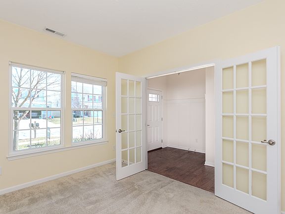 4th image of 15223 Harmon Pl