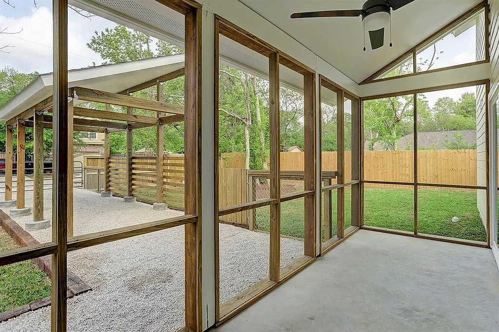 3 bed, 2.0 bath, 1470 sqft, $2,199 — Photo 4