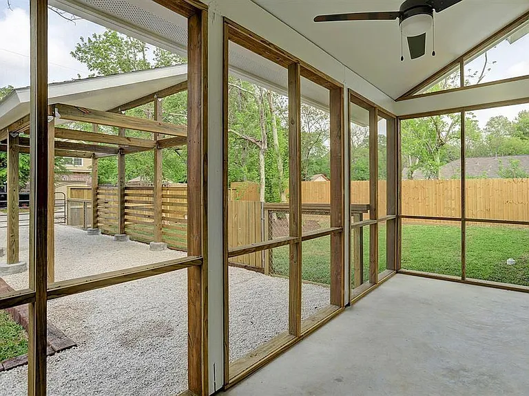 6712 Cohn St — Photo 4