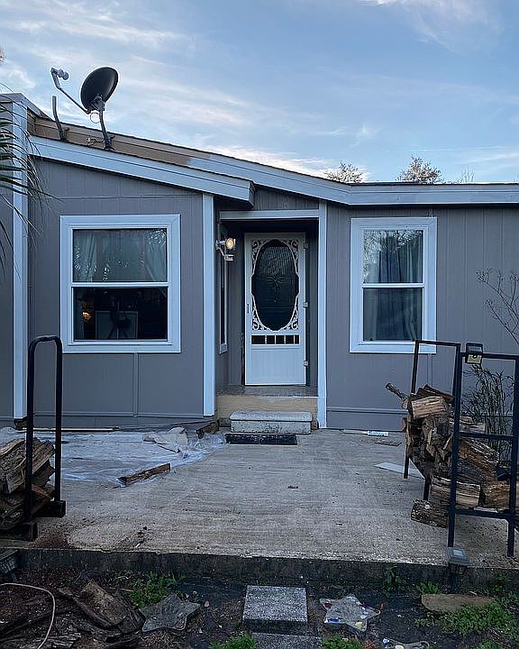 1st image of 38925 Forest Dr