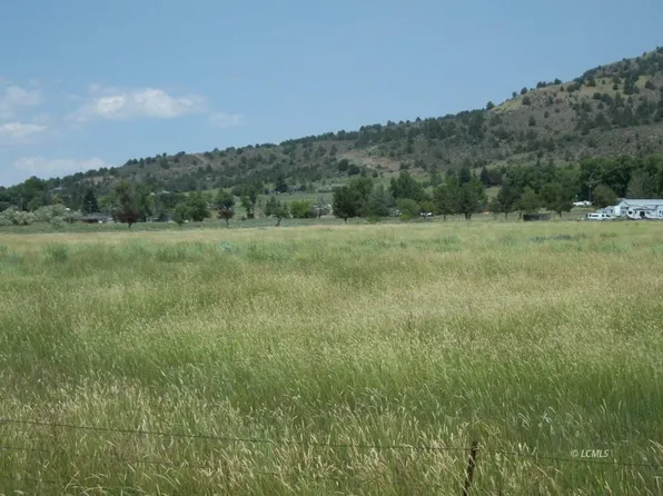 Duesenbury Rd, Lakeview, OR 97630