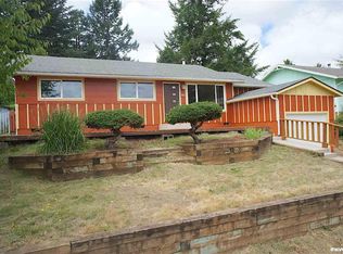 425 SW Oak St, Willamina, OR 97396