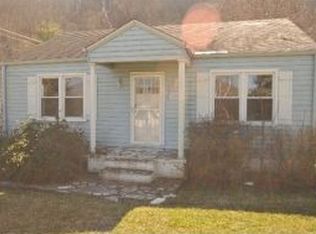 1224 Broad St, Elizabethton, TN 37643