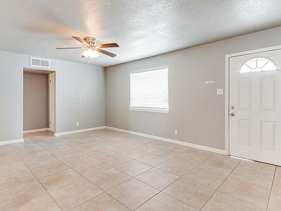 5th image of 8100 Hickory Ln