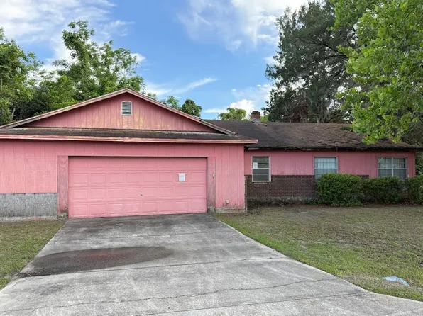 211 NE Labelle Ter, Lake City, FL 32055