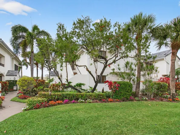 7473 Victory Lane, Delray Beach, FL 33446