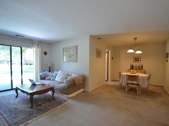 3rd image of 1020 Cottonwood Ct #1BL