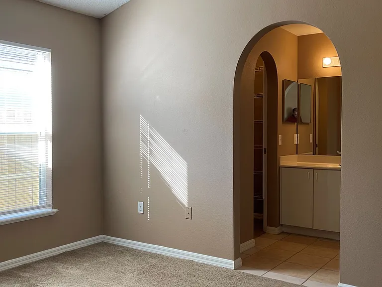 7323 Lawn Tennis Ln — Photo 10