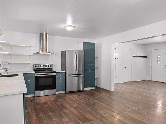 4th image of 123 Callan Dr
