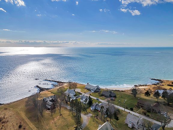 19 Magonk Point Road