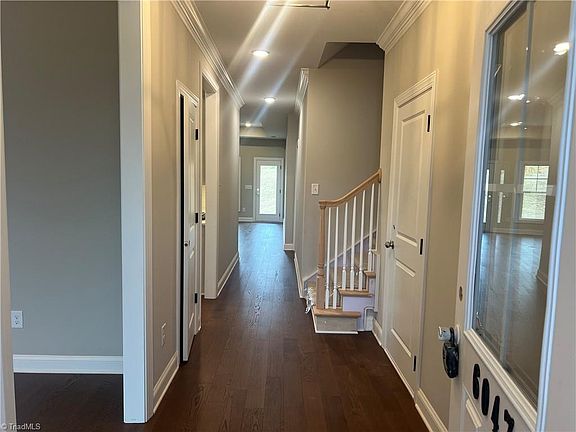 2nd image of 6047 Haywood St