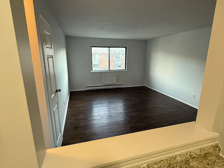 24 Coleman St #2K — Photo 4