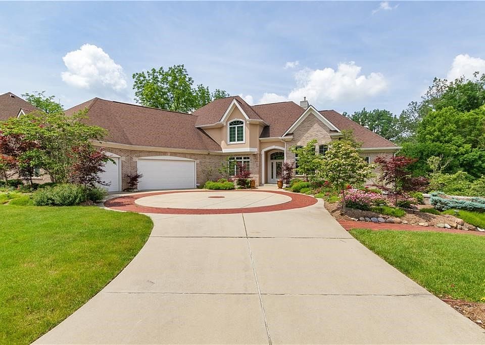 1st image of 13694 Creekridge Ln