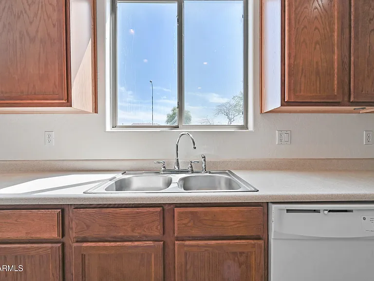2513 E Flintlock Pl — Photo 7