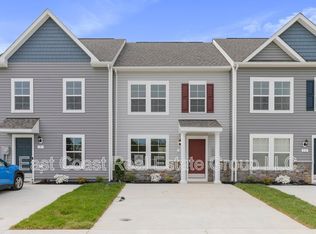 11 Mengel Rd, Martinsburg, WV 25403