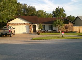 1002 Woodward Oaks Cir, Eustis, FL 32726