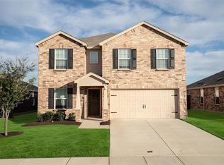 1305 Vernon Dr, Aubrey, TX 76227