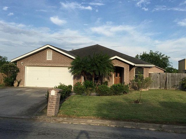 1st image of 364 Sagua La Grande Ave
