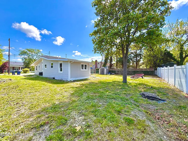 408 Forepeak Ave — Photo 33