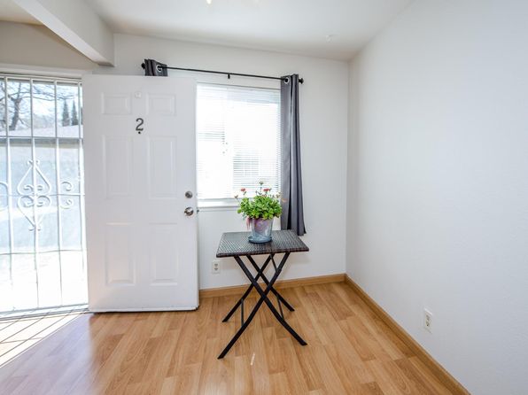 2725 Bidwell St APT 2, Davis, CA 95618