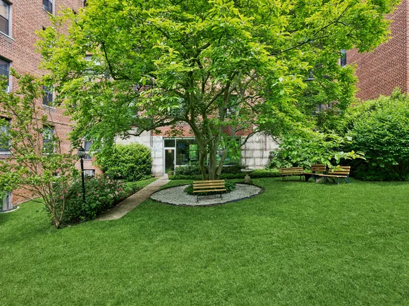 2550 Independence Avenue 4A image 17 of 17